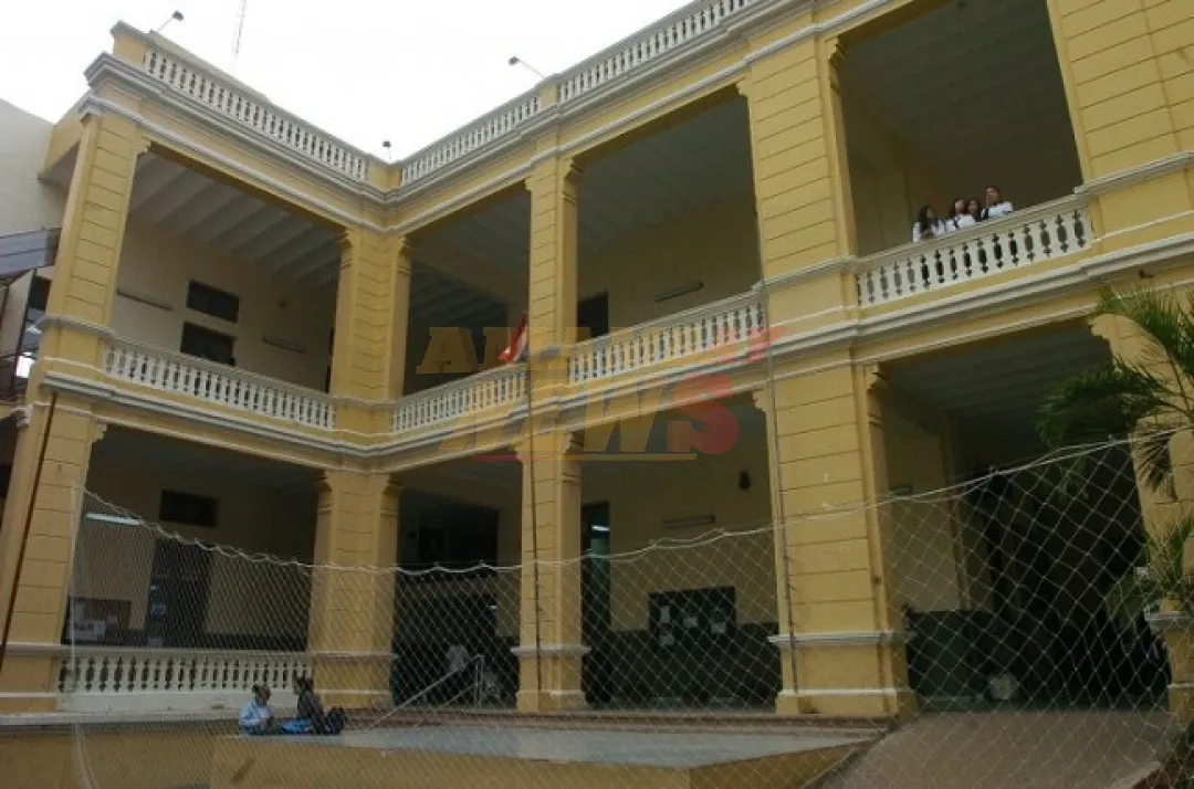 Colegio Asunción Escalada sin docentes: crisis educativa llega a casi dos meses
