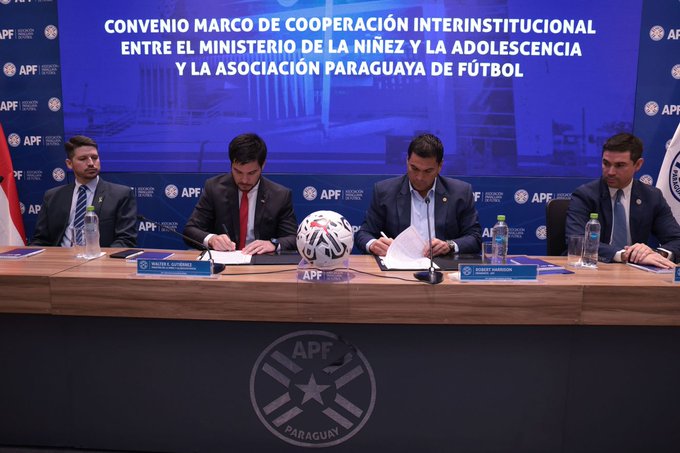 Impulsaran programas en favor de niños y jóvenes que practican el fútbol