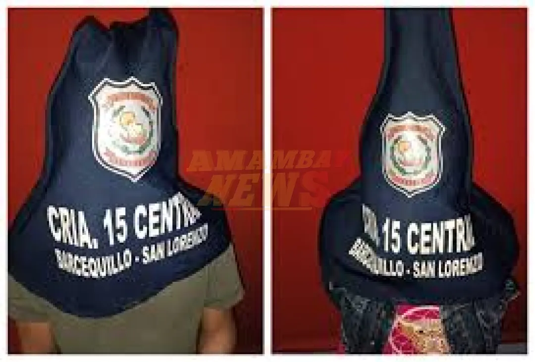 Fueron descubiertos haciendo el “delicioso” en una parada y acabaron detenidos