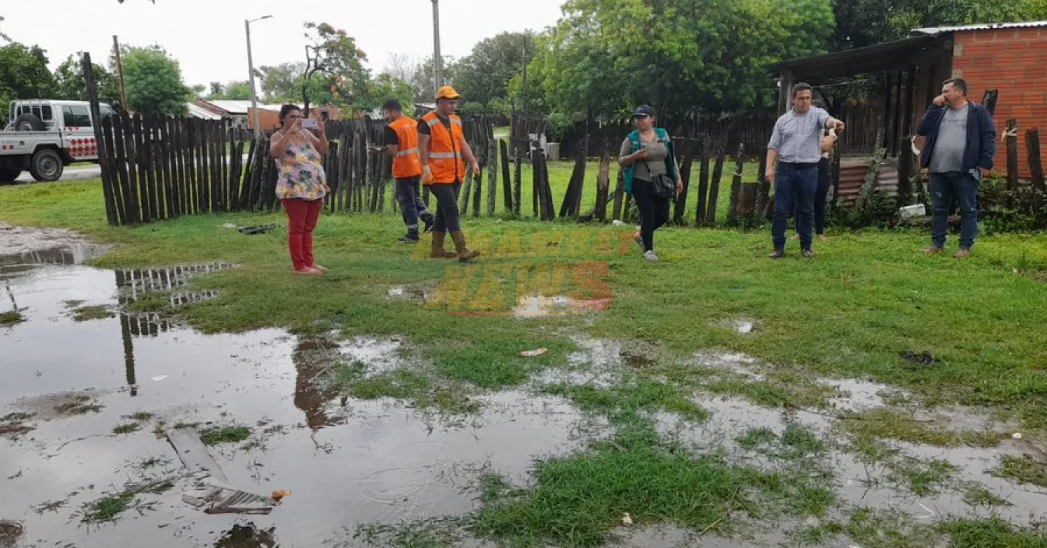Secretaría de Emergencia Nacional asistió a familias afectadas por temporal en Puerto Casado