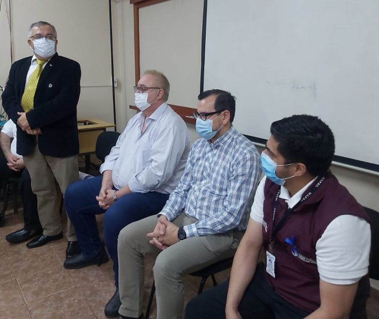 Gobernador instala a político colorado en la dirección de la Décima Región Sanitaria
