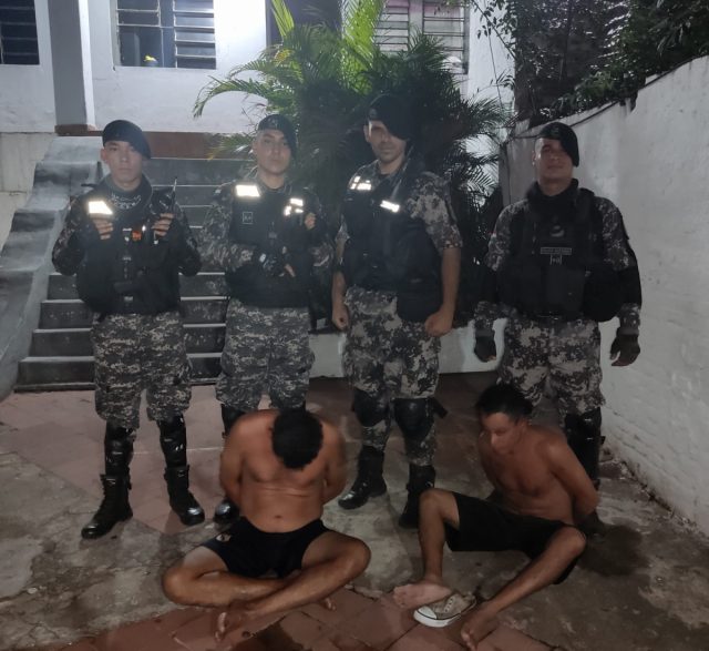 Policía Nacional interviene en tiroteo entre barras bravas que se enfrentaron en la calle