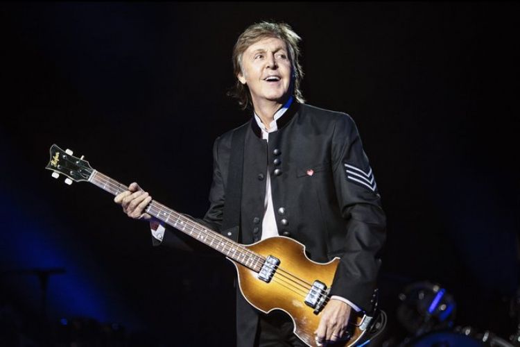 McCartney cumple 79 años y prepara su autobiografía
