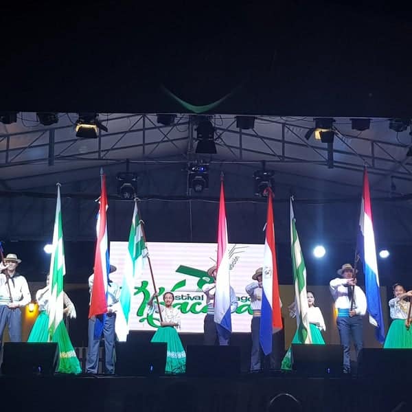 Festival del Lago Ypacarai de Oscar Bogado Rolon