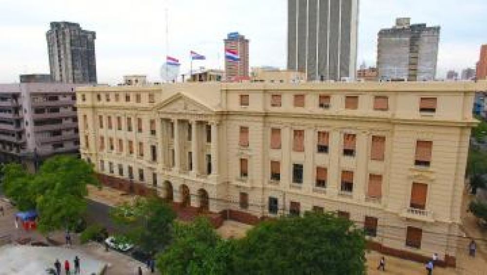 Abdo confirma a Carlos Florentín como nuevo presidente del BNF