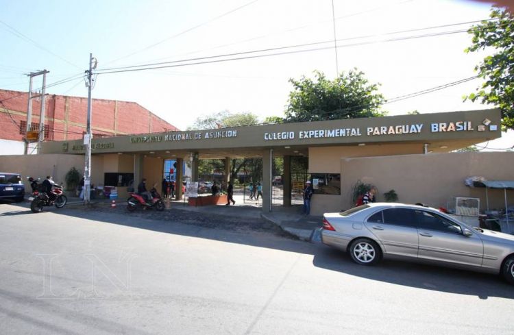 Histórico: estudiantes defenderán su tesis en formato virtual en Filosofía UNA