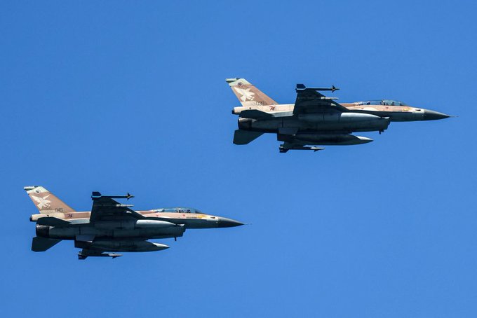 Aviones de combate israelíes atacan infraestructuras militares de Hezbollah en el Líbano, dicen las FDI