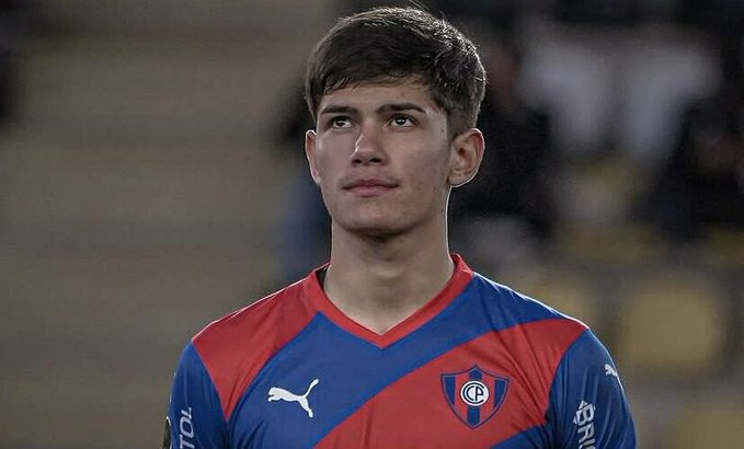 Lucas Quintana sufre un golpe y genera preocupación en Cerro Porteño