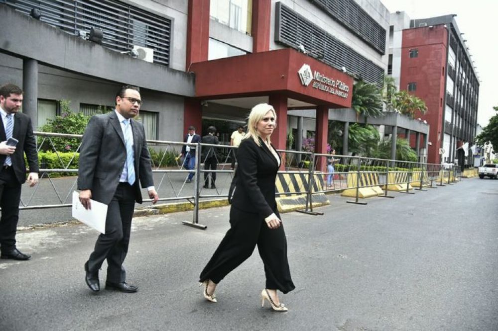 Abogada de Messer pide que Fiscalía paraguaya la defienda del Brasil
