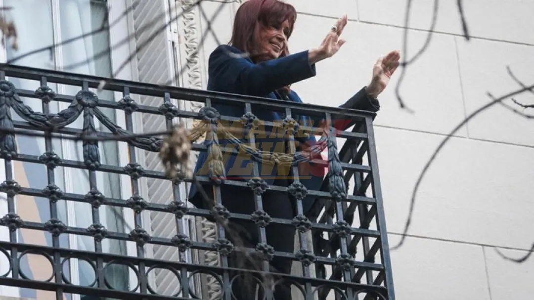 El balcón de Cristina Fernández, motivo de disputa en Argentina