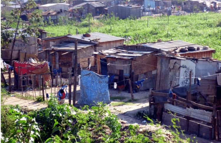 Más del 26% de la población está en la pobreza monetaria