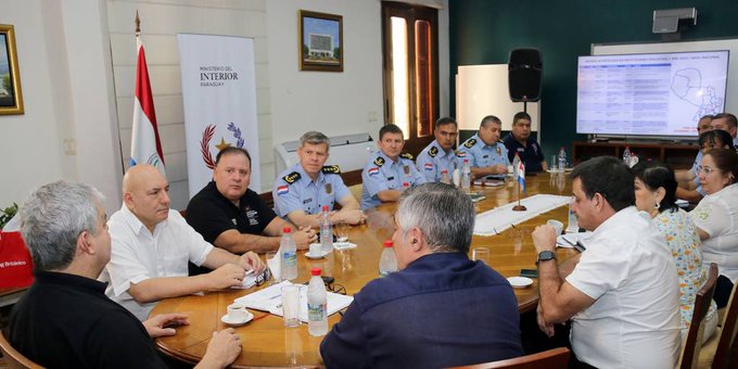 Autoridades organizan plan de seguridad en escuelas y colegios para el inicio de clases