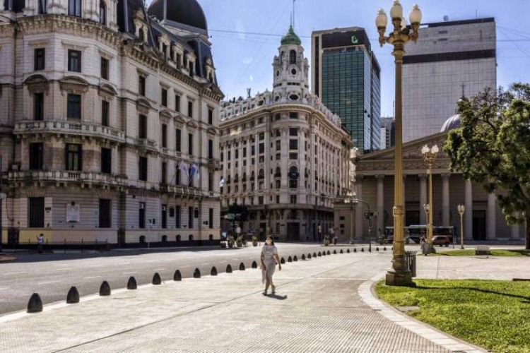 Argentina extiende bloqueo a la ciudad de Buenos Aires hasta el 7 de junio