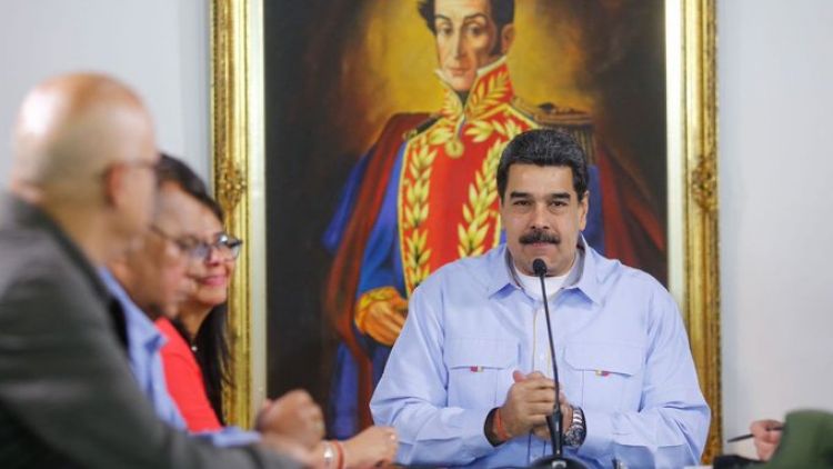 España rechaza solicitud de Maduro sobre fondos bloqueados