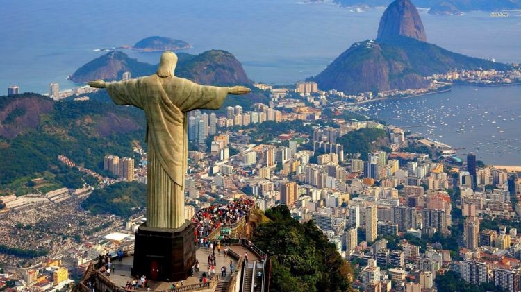 Buscan dialogo con narcos tras confirmarse seis muertes por coronavirus en las favelas de Brasil