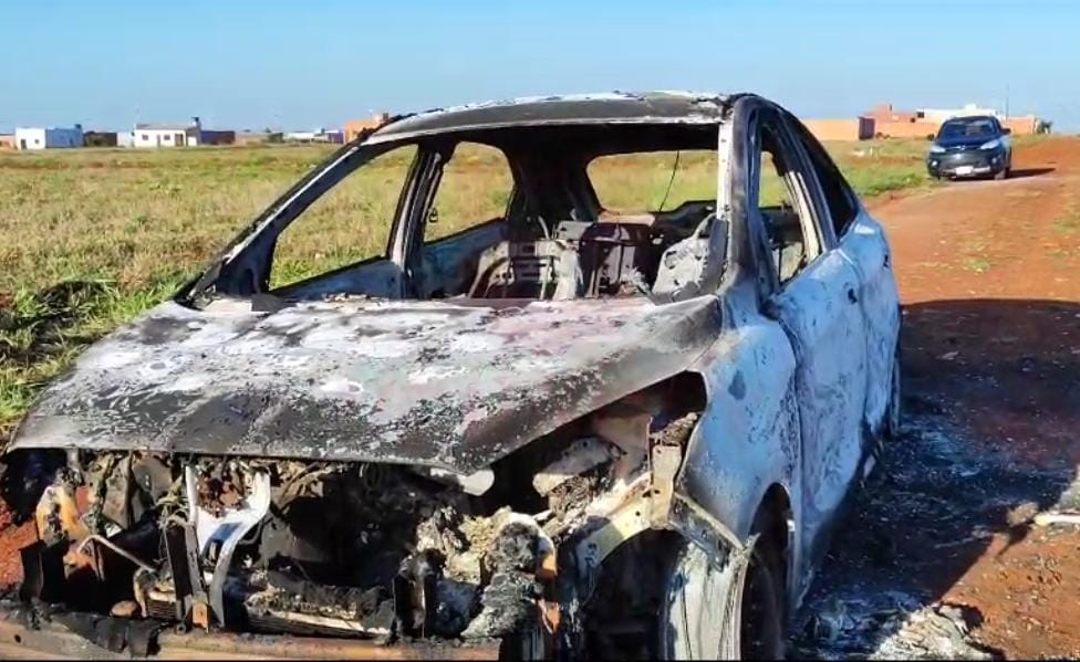 Vehículo presumiblemente utilizado por sicarios fue encontrado incinerado en Pedro Juan