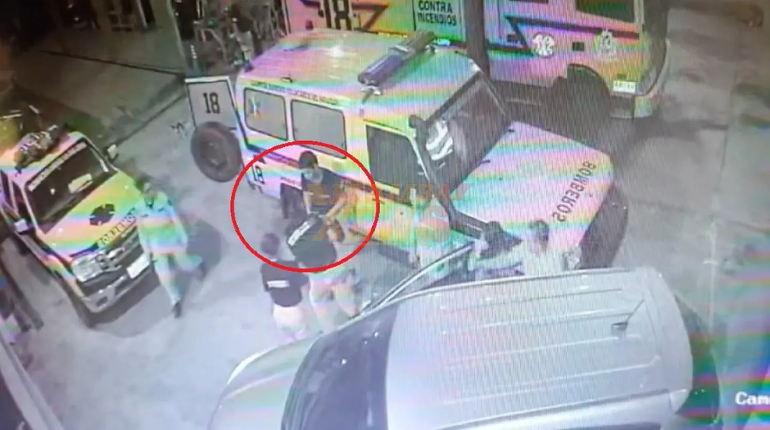Niño se atragantó con chupetín y bomberos le salvan la vida