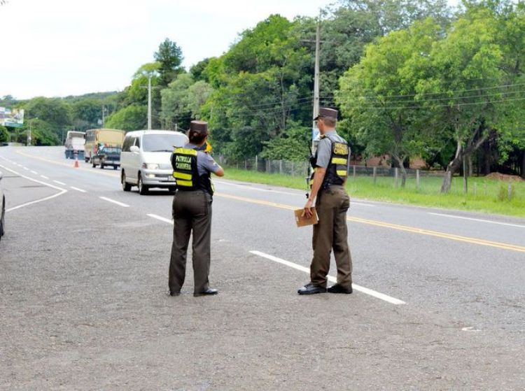 Caminera aclara que no controla la perforación del registro de conducir
