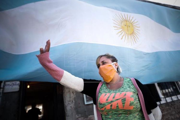 Argentina supera las 1.000 altas por COVID-19 y suma 179 muertes