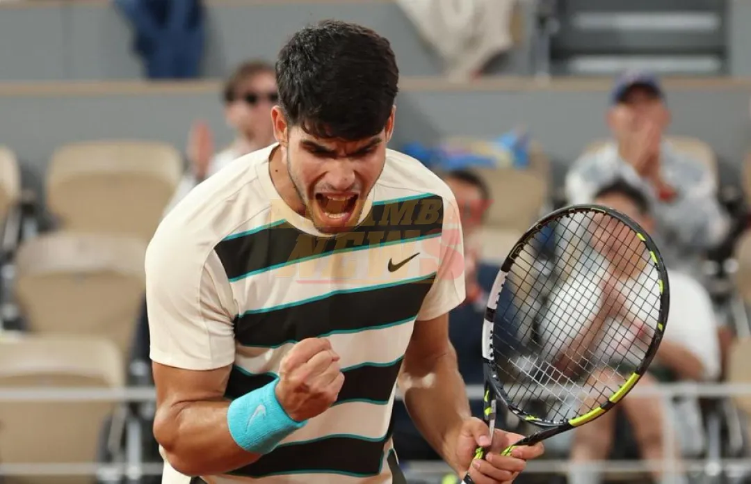 Alcaraz alcanza su segunda final consecutiva en Roland Garros tras el abandono de Musetti