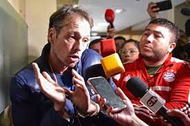 Ordenan internación de alemán que intentó ingresar armado a Embajada de EE.UU