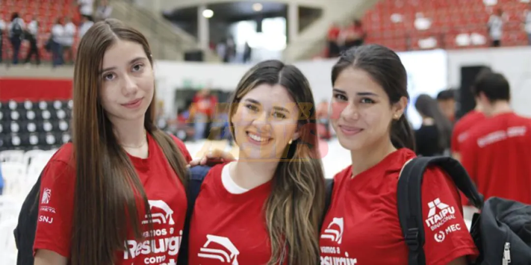 Convocan a becarios de SNJ para nuevo subsidio de estudios