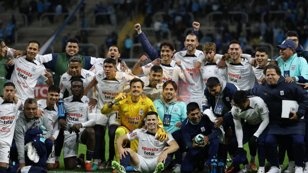 Alianza Lima hace historia y elimina al Gremio de Villasanti