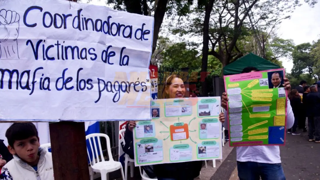 Mafia de pagarés: El hermano de ministro es accionista de Carsa