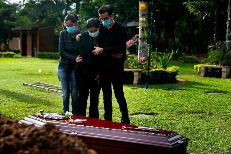 En un año y medio, Paraguay supera las 16.000 muertes por Covid-19