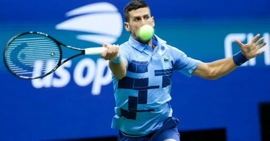 Djokovic solventa su estreno en el US Open por la vía rápida