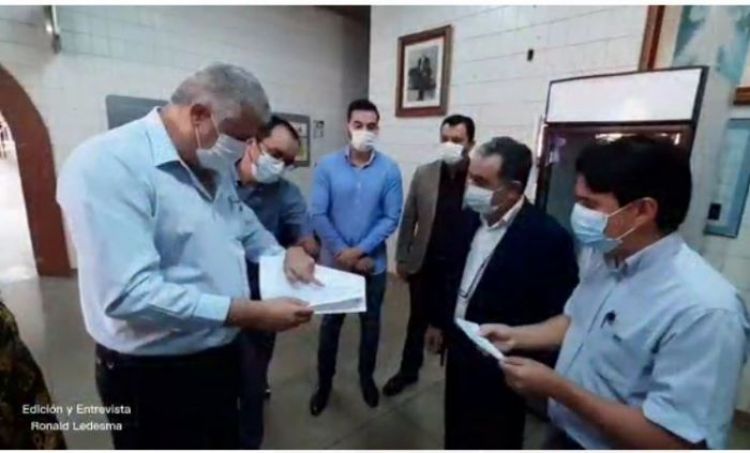 Intendente de Pedro Juan Caballero entregó 180 millones 400 mil guaraníes al Hospital Regional