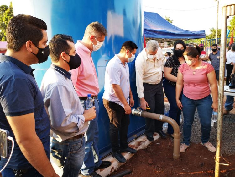 Municipalidad de PJC inaugura más un pozo artesiano en el populoso Barrio Obrero