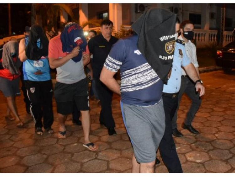 Detuvieron a cuatro policías en Caaguazú, por extorsión a brasileños