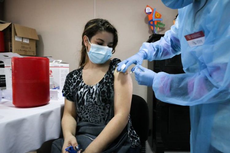Aclaran que no hay tercera dosis de la vacuna anticovid