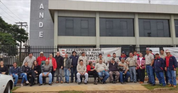 ANDE alerta sobre falsos funcionarios que piden coimas