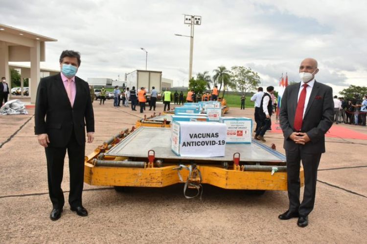 Paraguay negocia compra de 500.000 dosis de AstraZeneca fabricadas en México