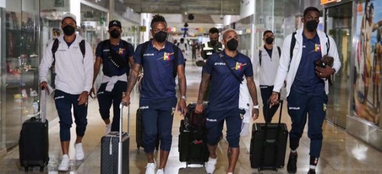 Venezuela convoca de emergencia a 15 futbolistas tras casos de Covid-19