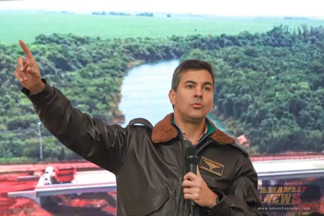 Santi designa políticos en consulados superando límite legal