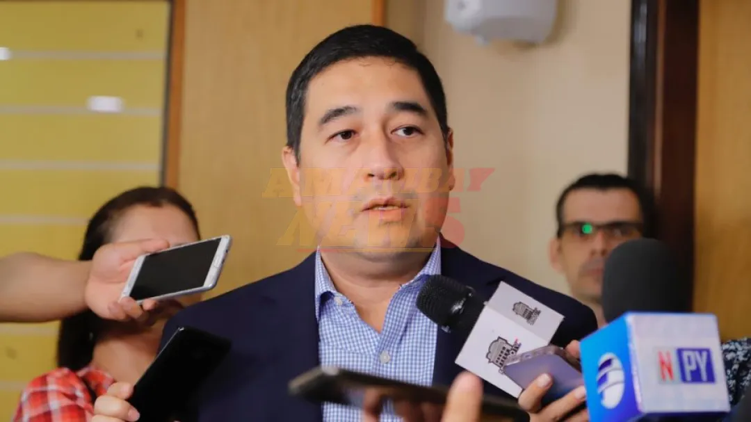 Nakayama advierte de “complot” colorado para destituir a intendente de Encarnación, Luis Yd