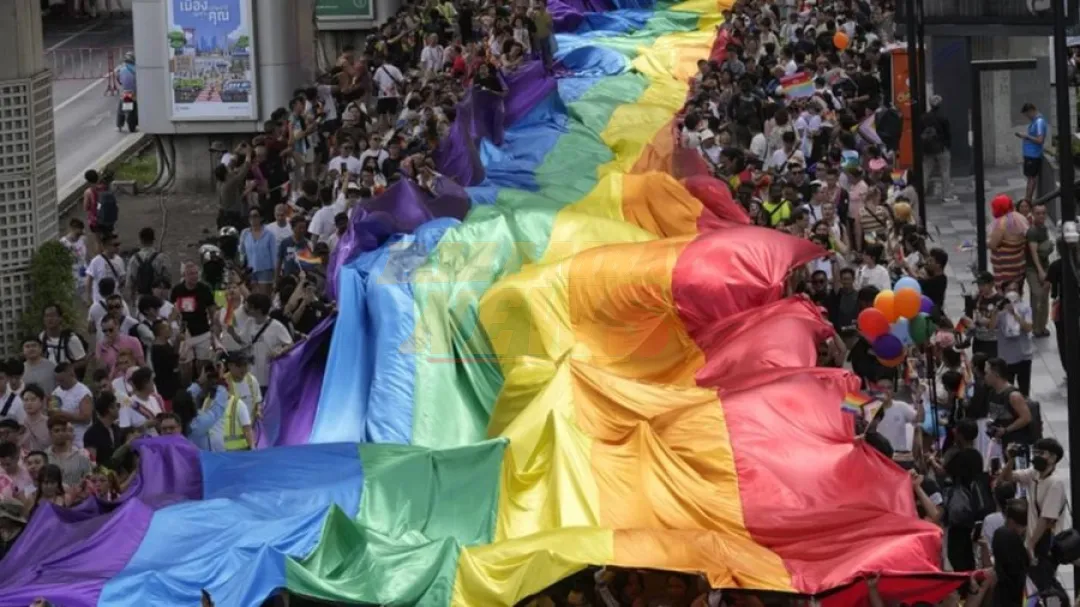 Celebración por mes del orgullo se enfrenta a políticas más radicales de Trump durante su segundo mandato