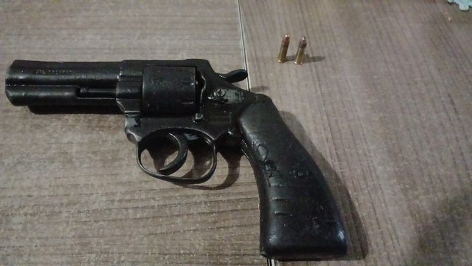 Policía detiene a un hombre por intento de feminicidio