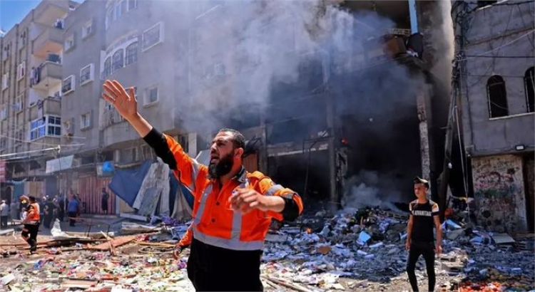 Bombardeo israelí contra edificio de Gaza donde tienen sus oficinas Associated Press y Al Jazeera
