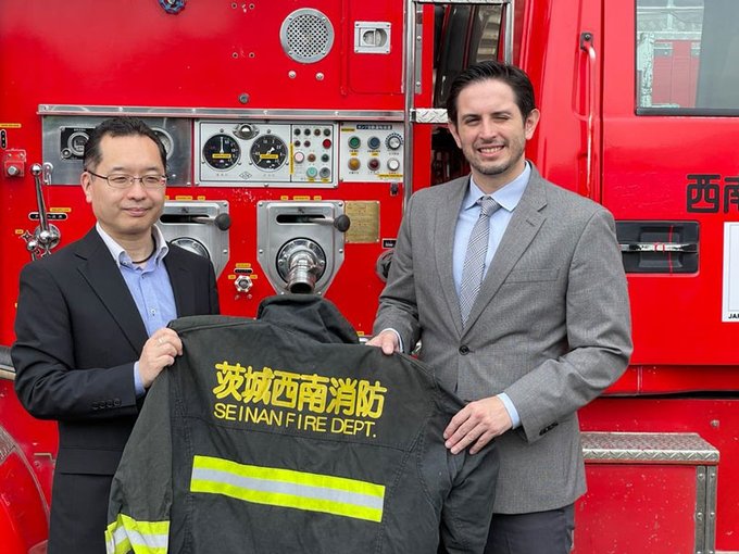 Bomberos de Paraguay recibirán donación de 10 vehículos uniformes de Japón