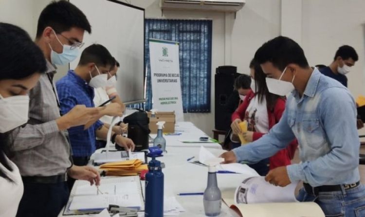 Establecen fechas para recepción de postulaciones a becas universitarias