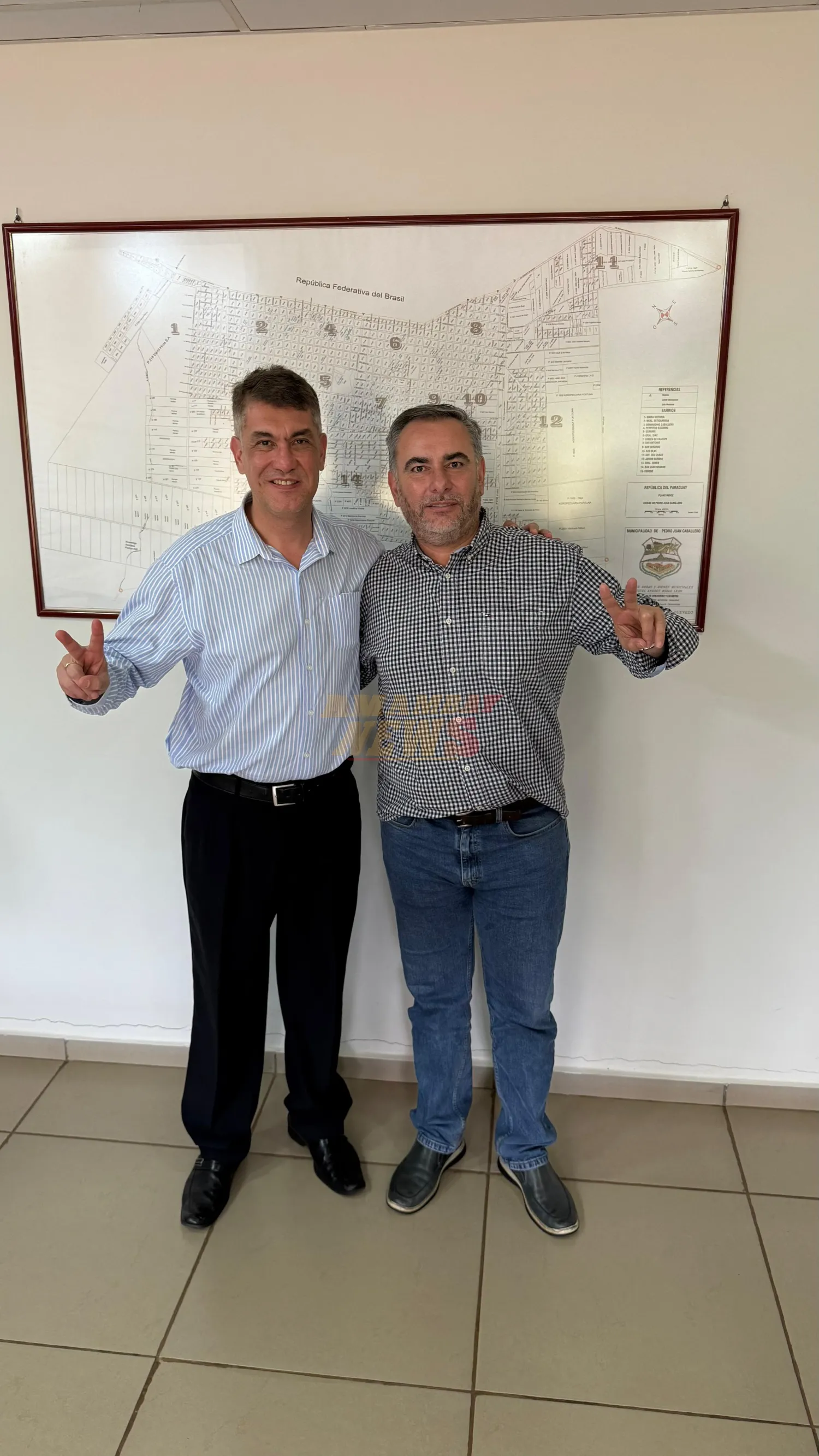 El senador Éver Villalba recibe respaldo de Acevedo en Pedro Juan Caballero