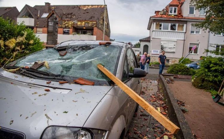 Un tornado deja casi 40 heridos en el oeste de Alemania, varios graves
