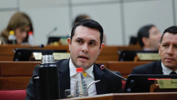 Decisión sobre desafuero de Hernán Rivas en sesión extraordinaria del Congreso