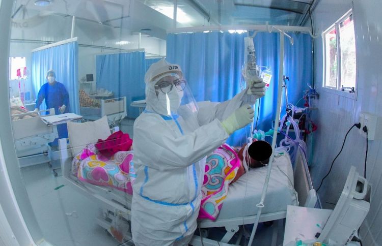 Covid: “El 80 % de los internados no está vacunado”, señala doctor
