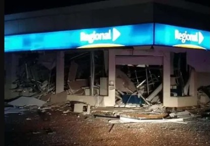 Atacan banco y comisaría en un asalto de película en Itapúa