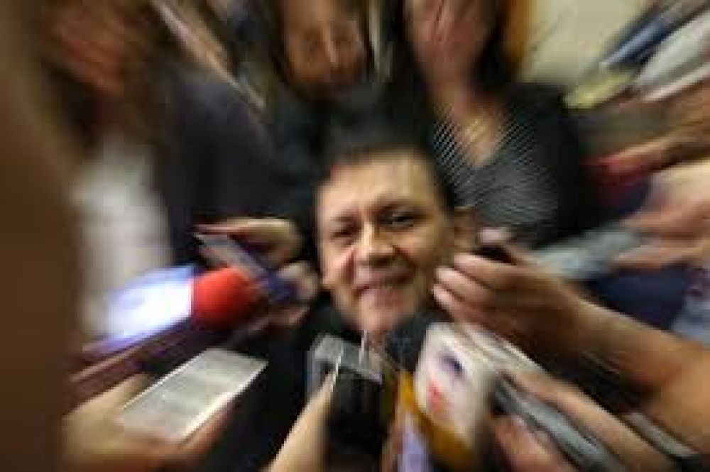 Se oficializa sesión extra para tratar destitución de Víctor Bogado
